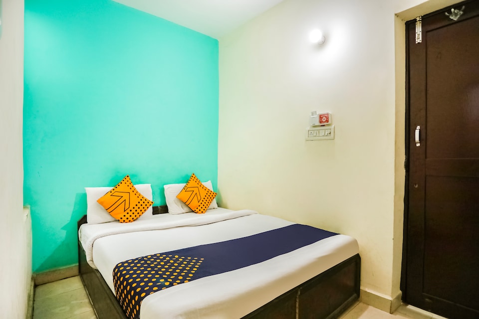 SPOT ON Green Star Hotel, Bhiwadi, Bhiwadi