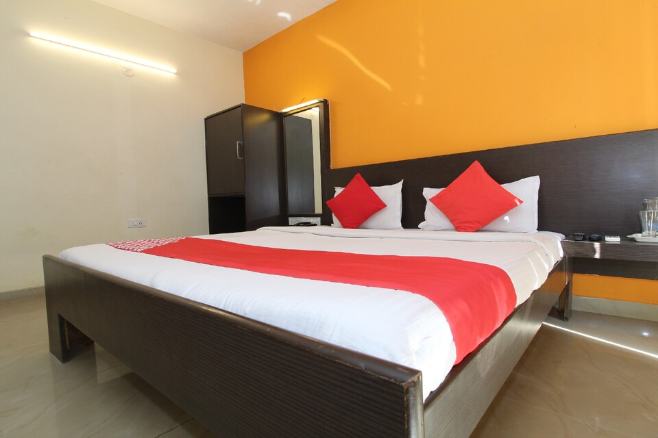 OYO 37923 Hotel Ojas Villa, Main Market Mahabaleshwar, Mahabaleshwar