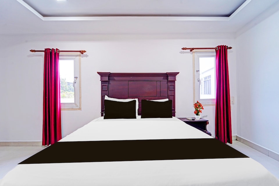 Hotel O Malabar Plaza, Pallimukku Kochi, Kochi