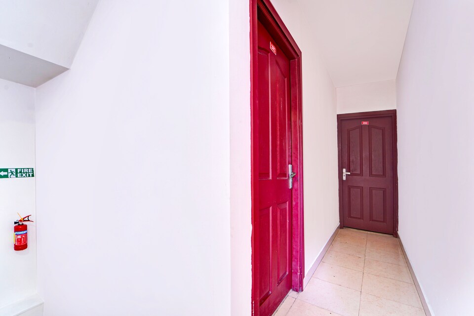 Hotel O Malabar Plaza, Pallimukku Kochi, Kochi