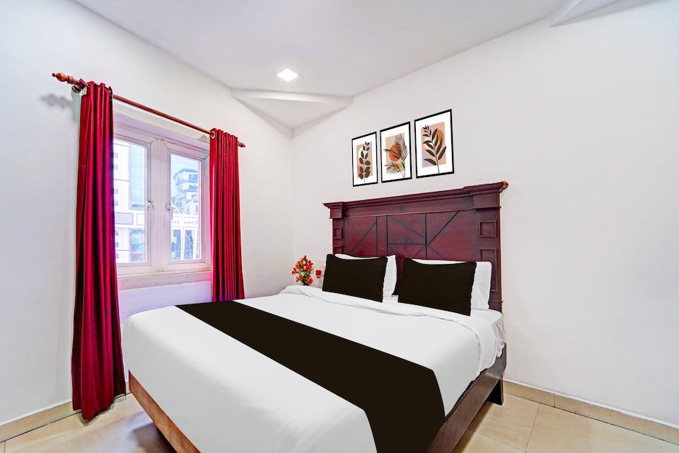 Hotel O Malabar Plaza, Pallimukku Kochi, Kochi