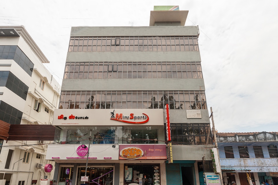 SPOT ON 37945 Hotel Ganga Saraswathy, Nagercoil-II, Nagercoil