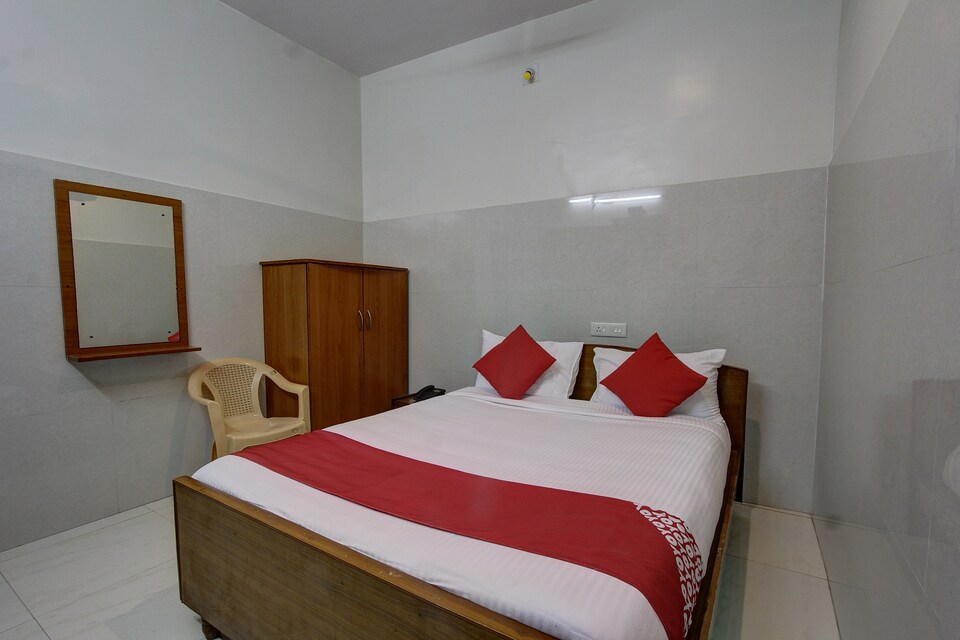 OYO 37951 Lrm Hotels, Tiruppur, Tiruppur