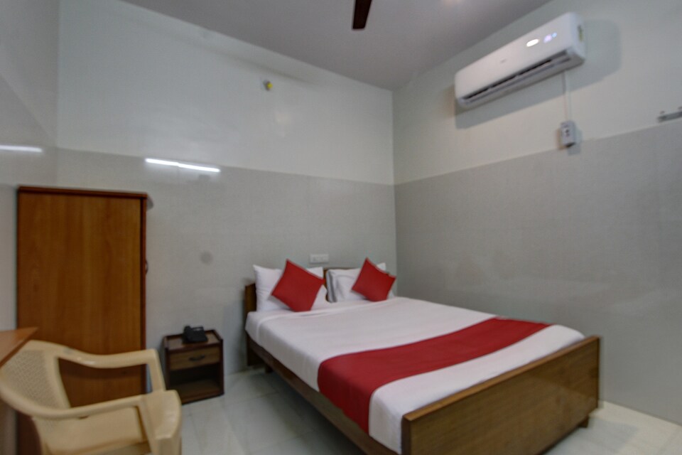 OYO 37951 Lrm Hotels, Tiruppur, Tiruppur