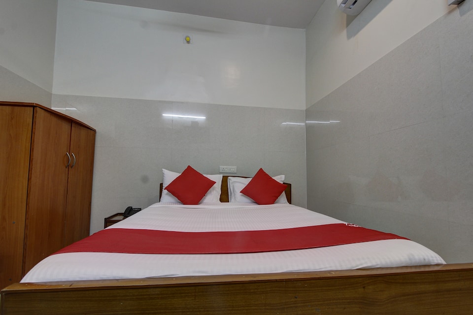 OYO 37951 Lrm Hotels, Tiruppur, Tiruppur