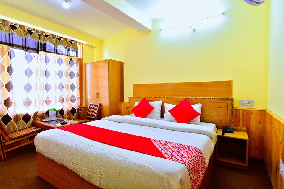 OYO 37952 Dishika Cottage, Naggar Road, Manali