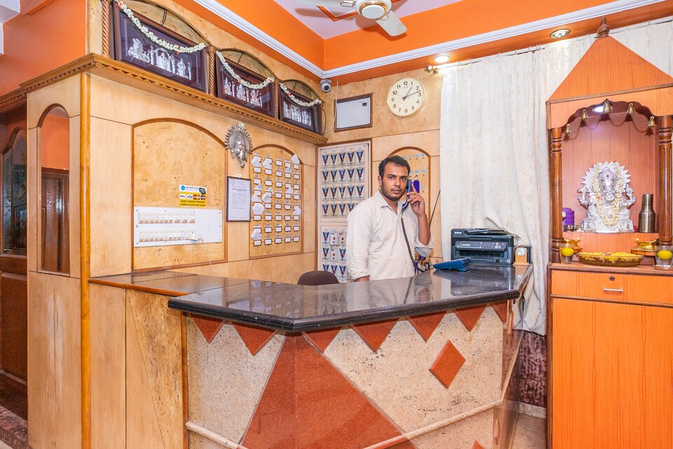 SPOT ON 37955 Manjunatha Paradise, Majestic Bangalore-II, Bangalore