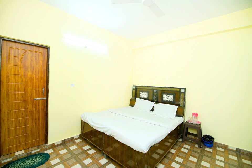 OYO Parth Home Stay, Library Chowk Mussoorie, Mussoorie