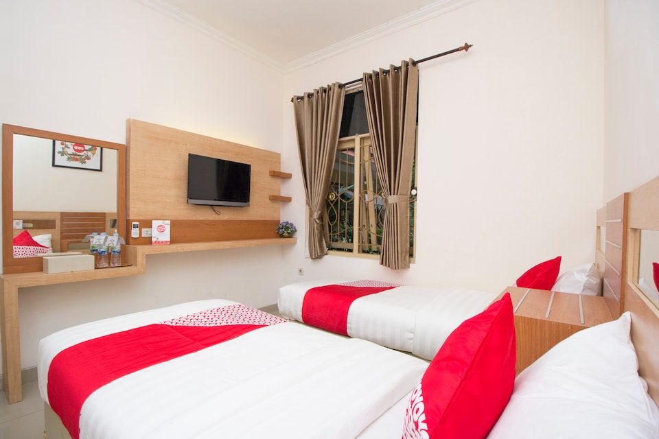 OYO 827 Pondok Shabrina Family Homestay, Maguwoharjo, Yogyakarta