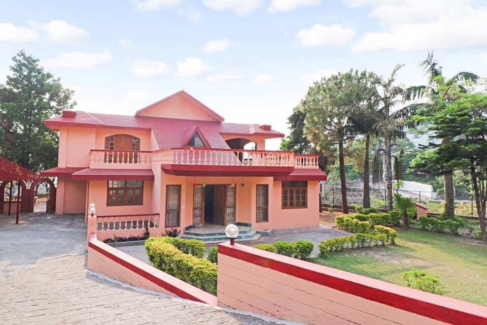 OYO Home 38007 Cozy Stay Dehradun, Rajpur Road Dehradun, Dehradun