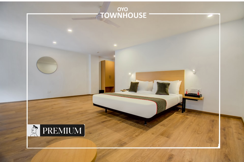 OYO Townhouse 165 Netaji Road, Ashram Road Ahmedabad, Ahmedabad