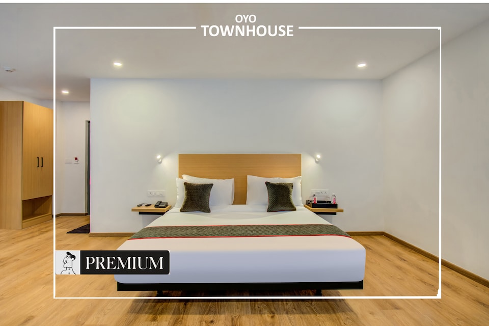 OYO Townhouse 165 Netaji Road, Ashram Road Ahmedabad, Ahmedabad
