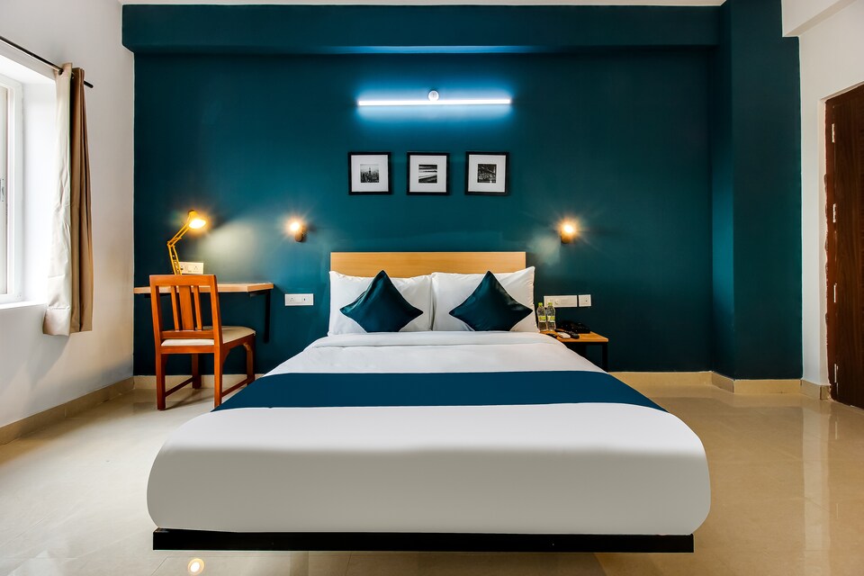 SilverKey Executive Stays 38014 Near Sanskrit School, Kondapur, Hyderabad