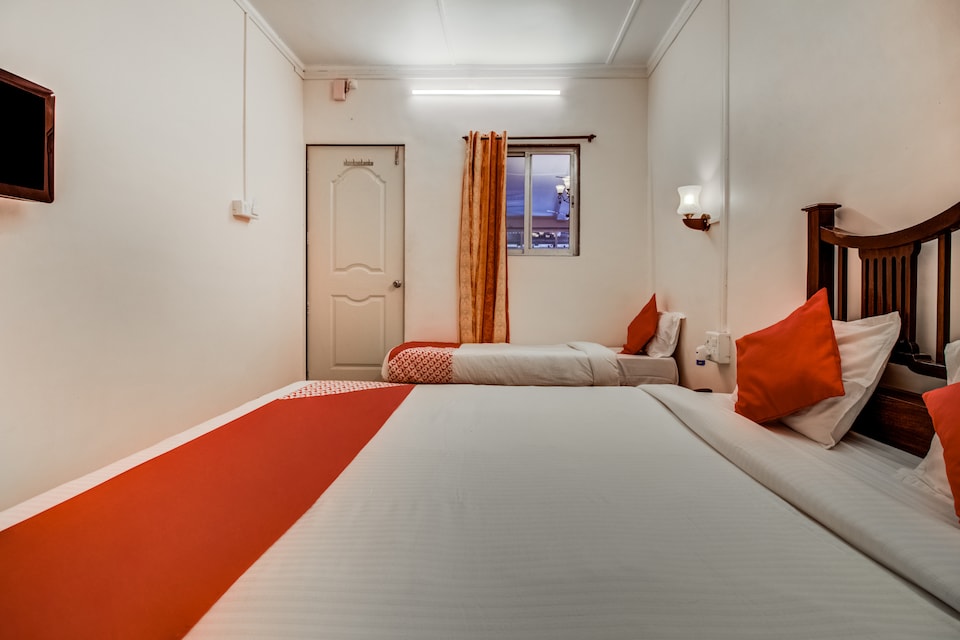 OYO 38016 Hill Top Villa, Main Market Mahabaleshwar, Mahabaleshwar