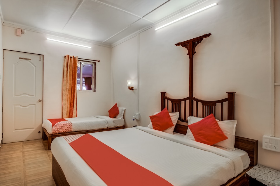 OYO 38016 Hill Top Villa, Main Market Mahabaleshwar, Mahabaleshwar