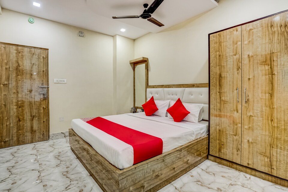 OYO 38027 Hotel Ashoka, Bishtupur Jamshedpur, Jamshedpur