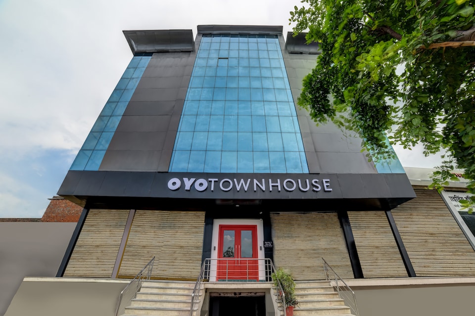 OYO Townhouse 206 Military Containment, Sikar Road Jaipur, Jaipur