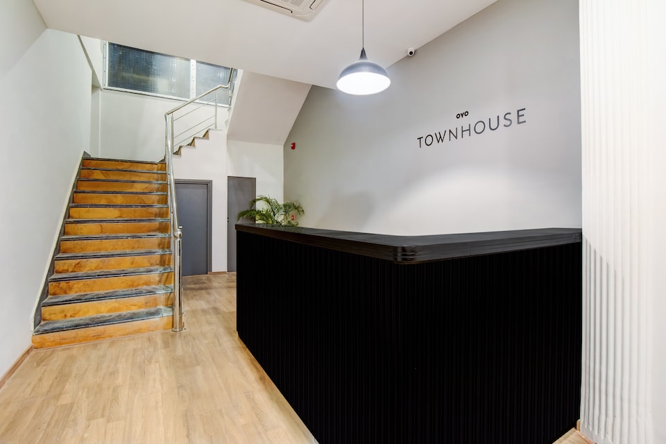 OYO Townhouse 206 Military Containment, Sikar Road Jaipur, Jaipur