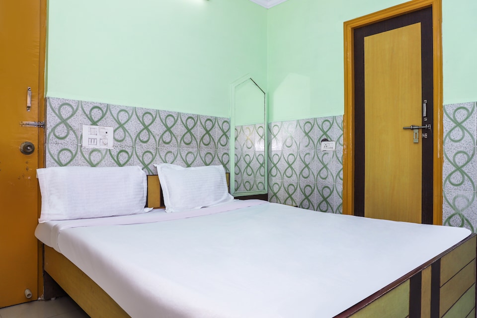 SPOT ON 38040 Hotel Nand Palace, Jhansi, Jhansi