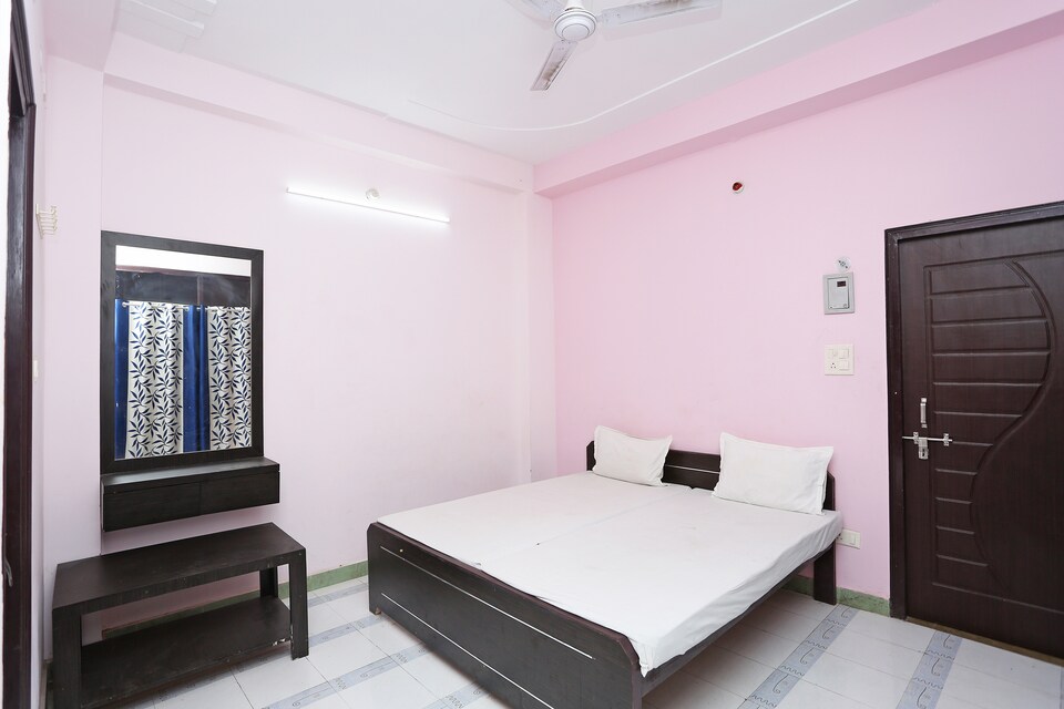 OYO 38046 Shri Vishnu Dham, Iskcon Vrindavan, Vrindavan