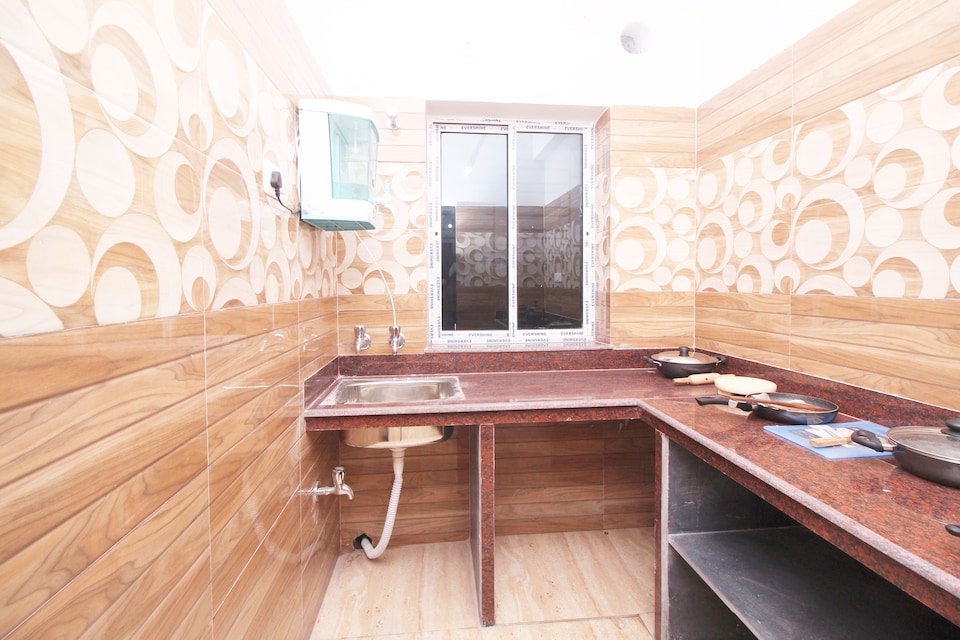 OYO LIFE KOL1031 Ruby Hospital, Ruby Hospital Kolkata, Kolkata