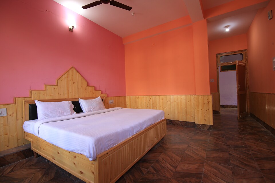 OYO 38054 Himalayan Guest House, Kasol, Kasol