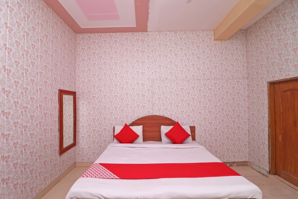 OYO 38064 Hotel Anand Palace, JwalaJi, ज्वालाजी