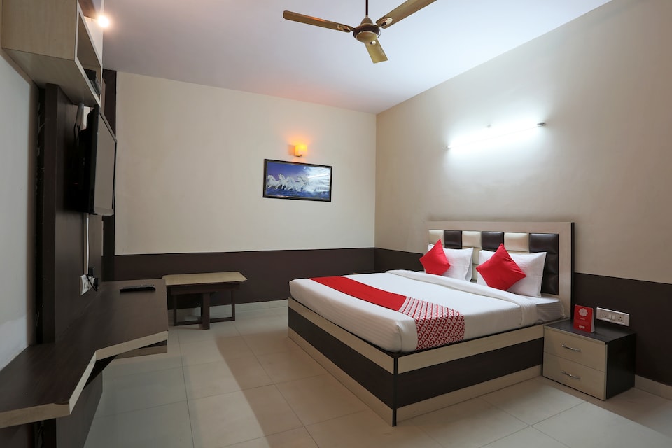 OYO 38077 Hotel Atithi, Rewari, Rewari