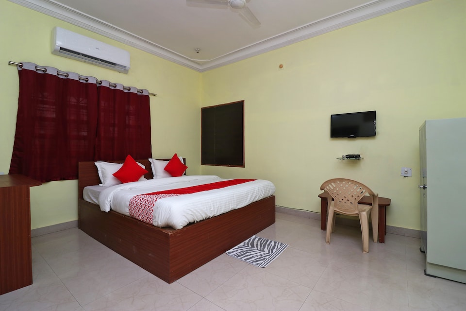 OYO 38078 Galaxy Rooms, Railway Station Bhubneshwar, Bhubaneswar