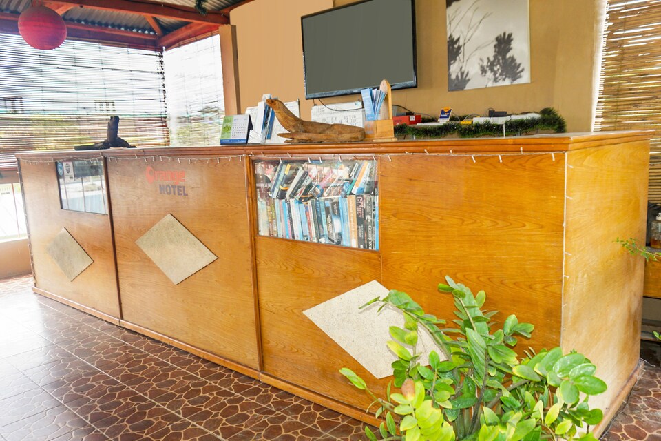 OYO 841 Orange Hotel, Labuan Bajo, Labuan Bajo