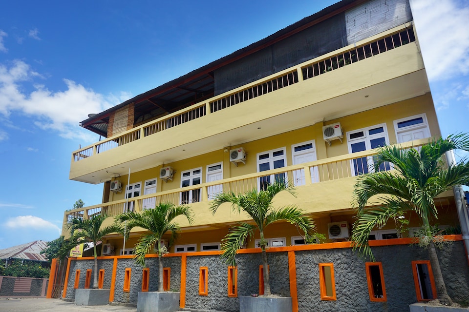 OYO 841 Orange Hotel, Labuan Bajo, Labuan Bajo