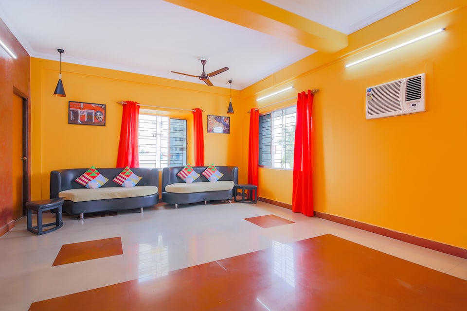 OYO Home 38094 OBBS Stays Near Buddha Bites, Ruby Hospital Kolkata, Kolkata