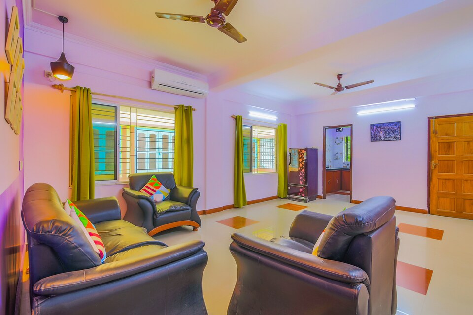 OYO Home 38094 OBBS Stays Near Buddha Bites, Ruby Hospital Kolkata, Kolkata