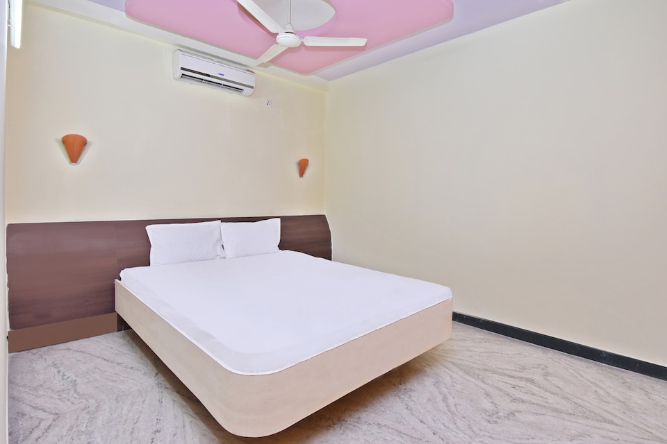 SPOT ON 38096 Hotel Aangan, Chakan Pune, Pune