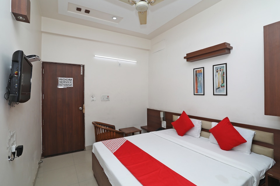 OYO 38103 Hotel Shubham, Rewari, Rewari