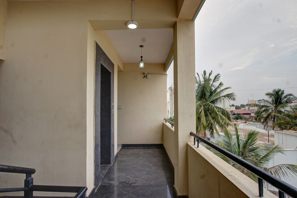 SPOT ON 38114 Regency Lodge, Chikballapur-Bangalore, Chikballapur