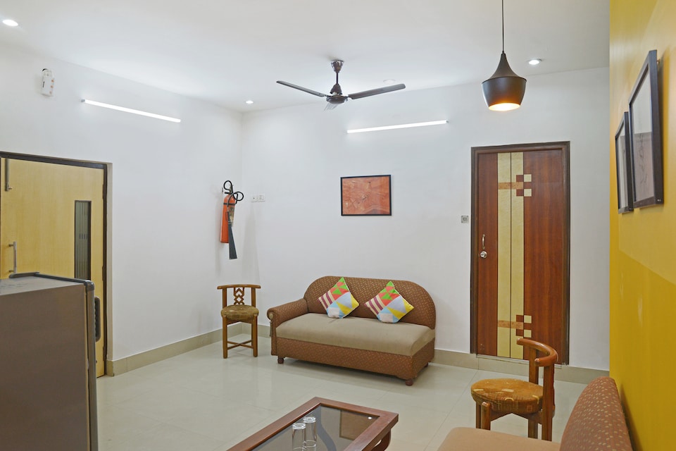 OYO Home 38122 Pleasant Stay, VIP Road Kolkata, Kolkata