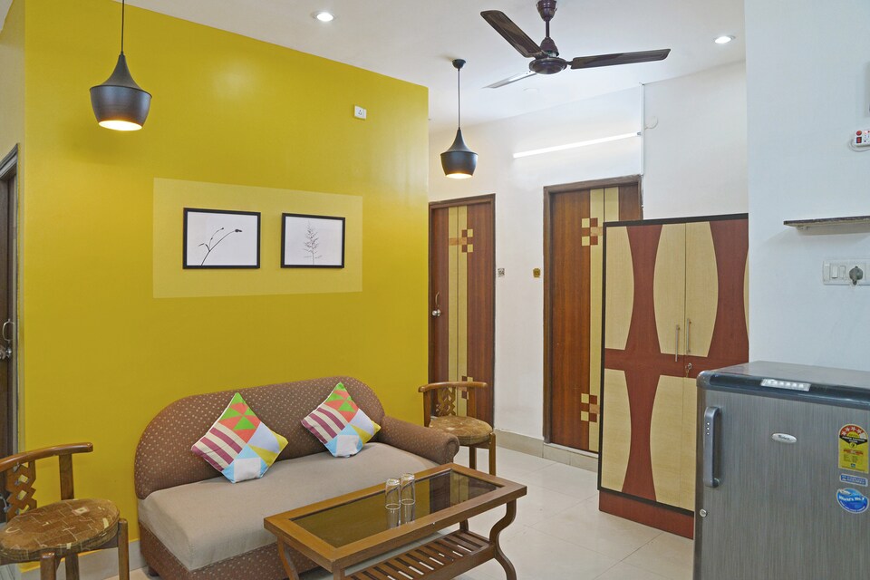 OYO Home 38122 Pleasant Stay, VIP Road Kolkata, Kolkata