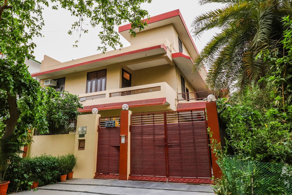 OYO LIFE NOD591 Beta II, Pari Chowk, Greater Noida