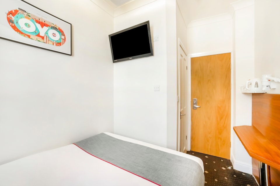 OYO The Park Hotel, Westminister London, London