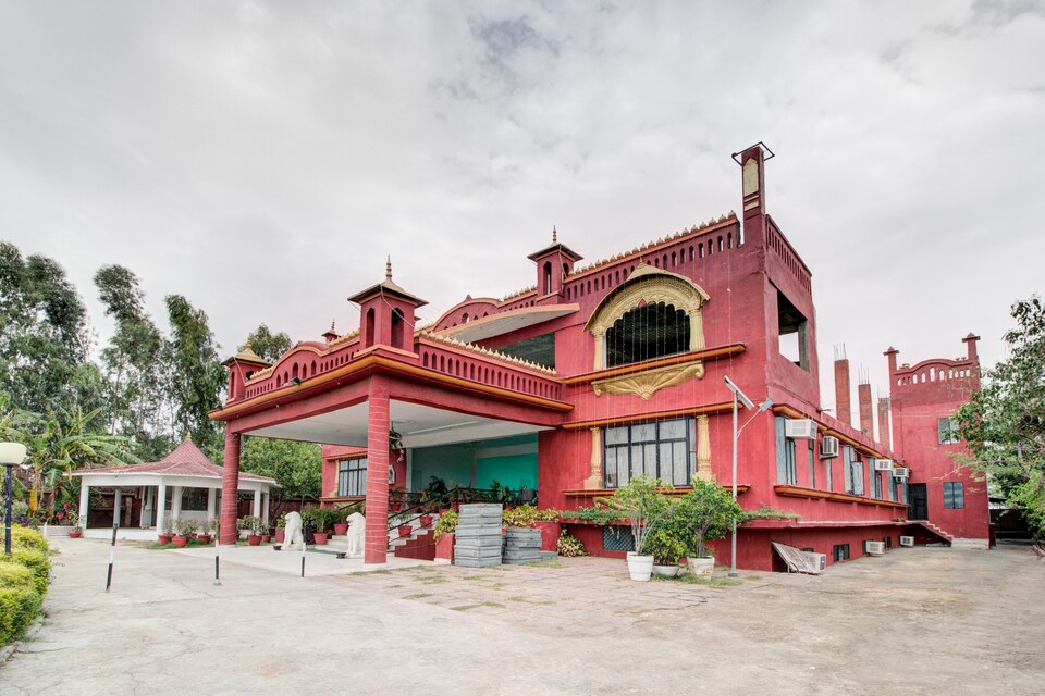OYO 38132 Haveli Resort, Airport Lucknow, Lucknow