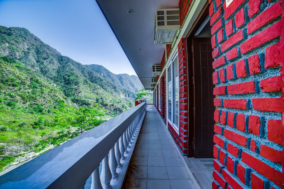 OYO 38158 9 River Resort, Sahastradhara Road, Dehradun