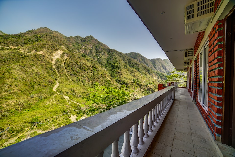 OYO 38158 9 River Resort, Sahastradhara Road, Dehradun
