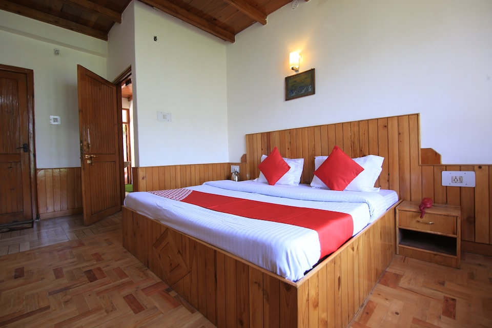OYO 38163 Journey Casa, Naggar Road, Manali