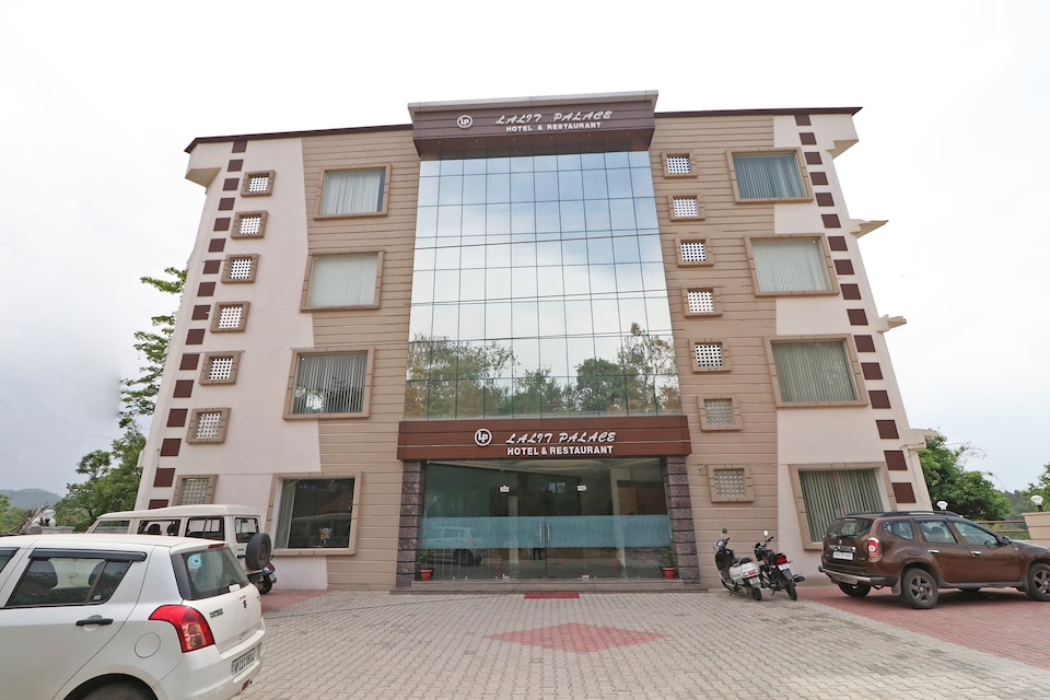 OYO 38171 Hotel Lalit Palace, Hamirpur city, Hamirpur