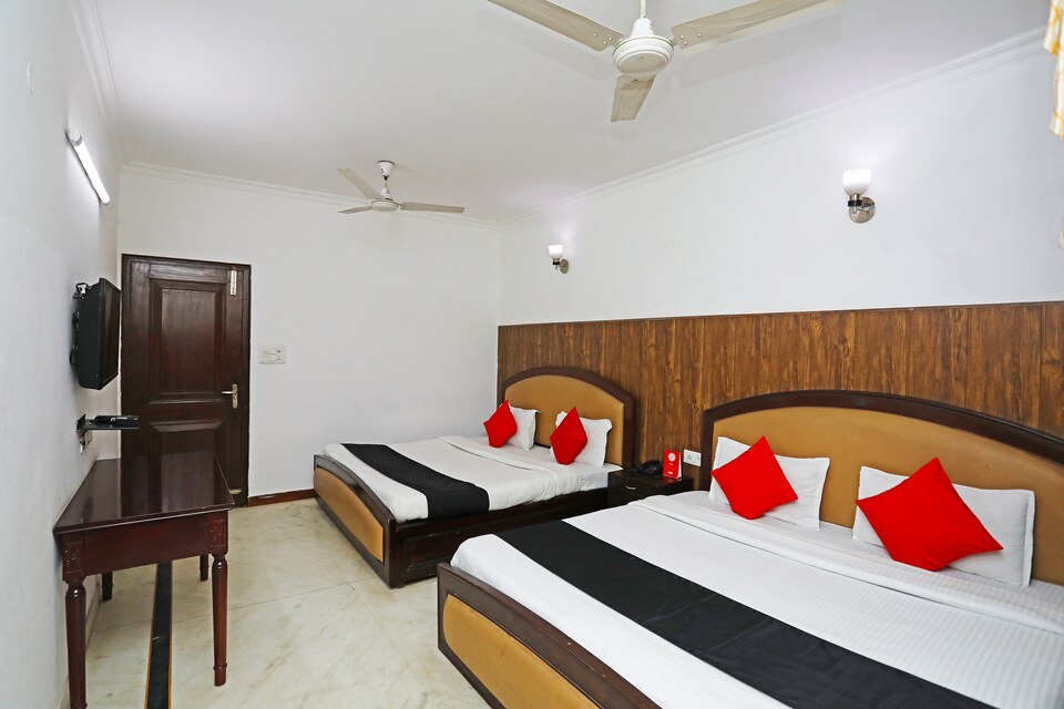 Capital O 38181 Jmd, Vasant Kunj Delhi, Delhi