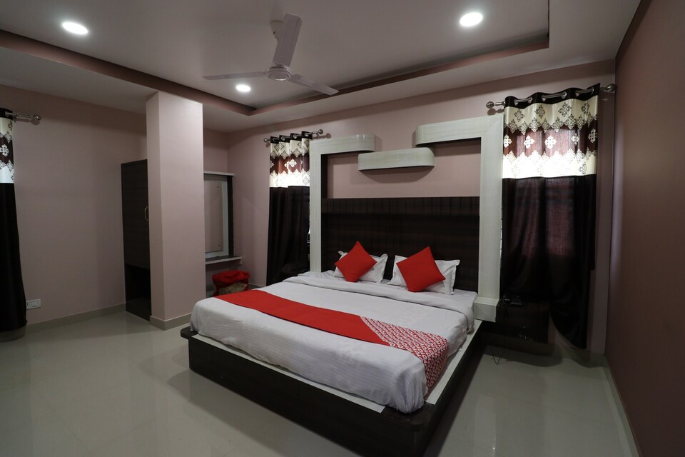 OYO Om Kripa Residency, Katra, Katra
