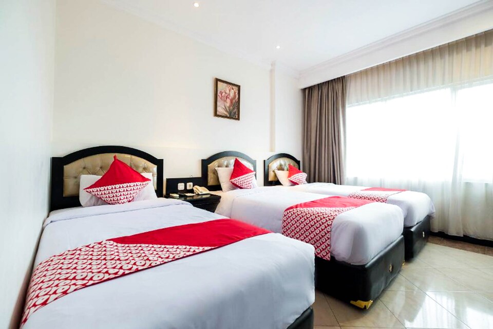 OYO 848 Hotel Sutomo, Losari, Makassar