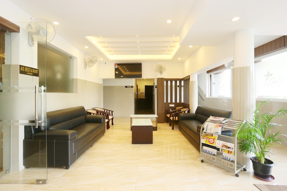 OYO 38408 Sun Star Premium Residency, Pala, Kottayam