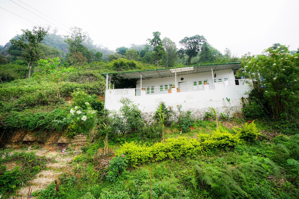 OYO Home 38428 Peaceful Inn, Munnar City Munnar, Munnar